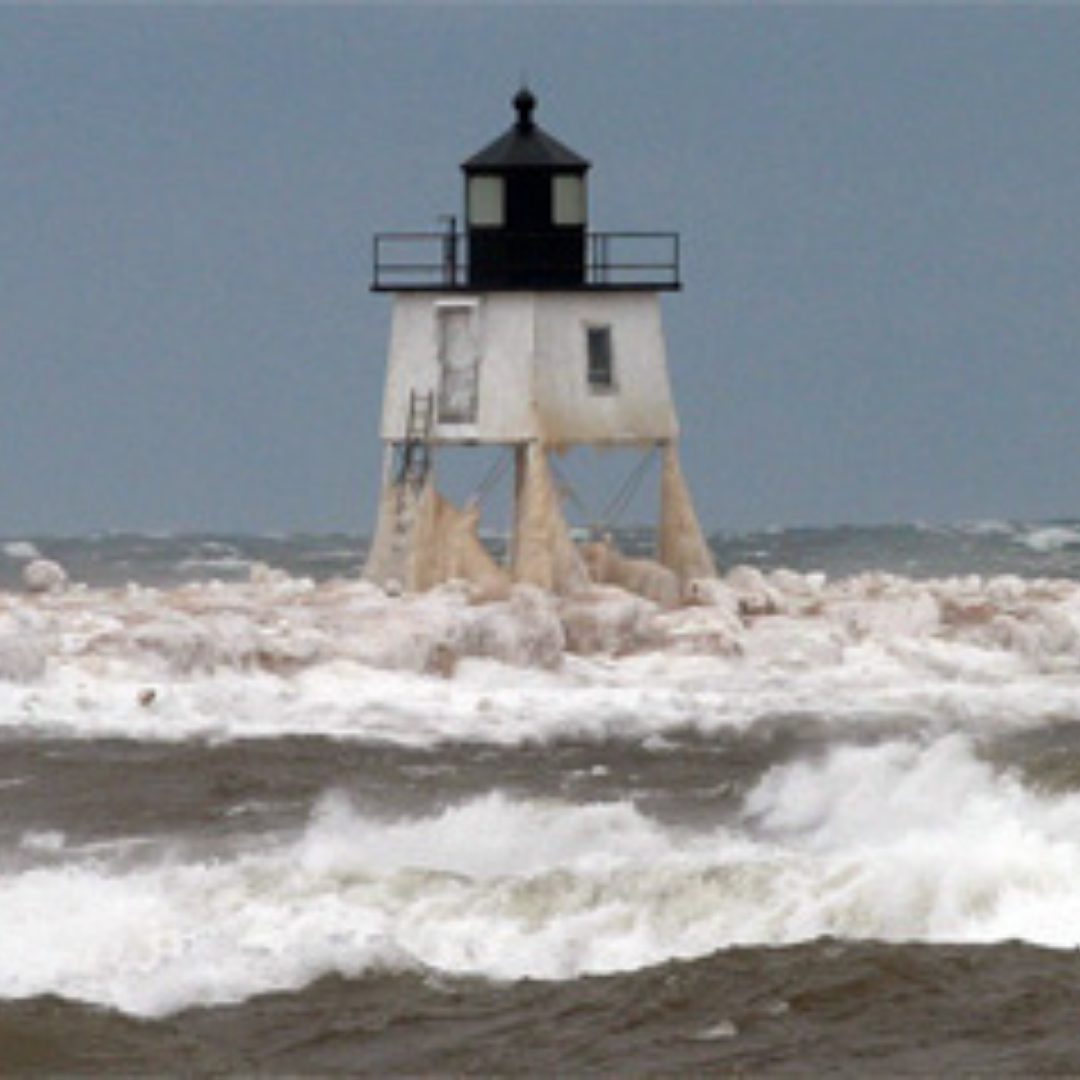 Discover the history of Ontonagon Harbor Lighthouse, the Lake Superior pierhead beacon that guided ships into Ontonagon's hard-won harbor for generations.